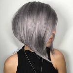 Bob inverso con colore grigio metallico - @guy_tang