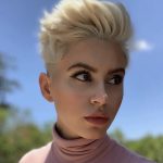 Pixie con ciuffo alto biondo - @shearcraft