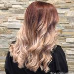 Capelli castani balayage biondo