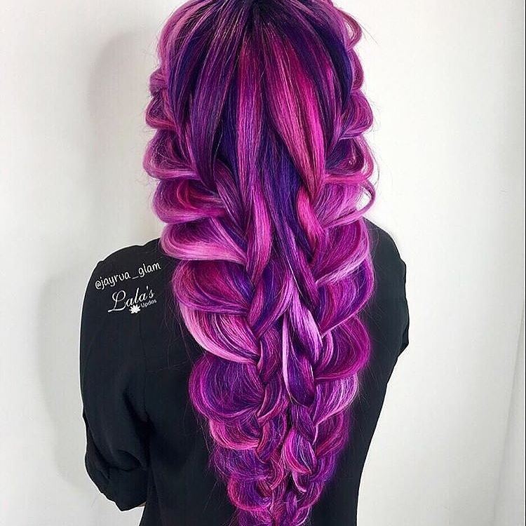 Capelli lunghi viola super intrecciati