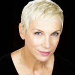 Tagli corti over 50 - @officialannielennox