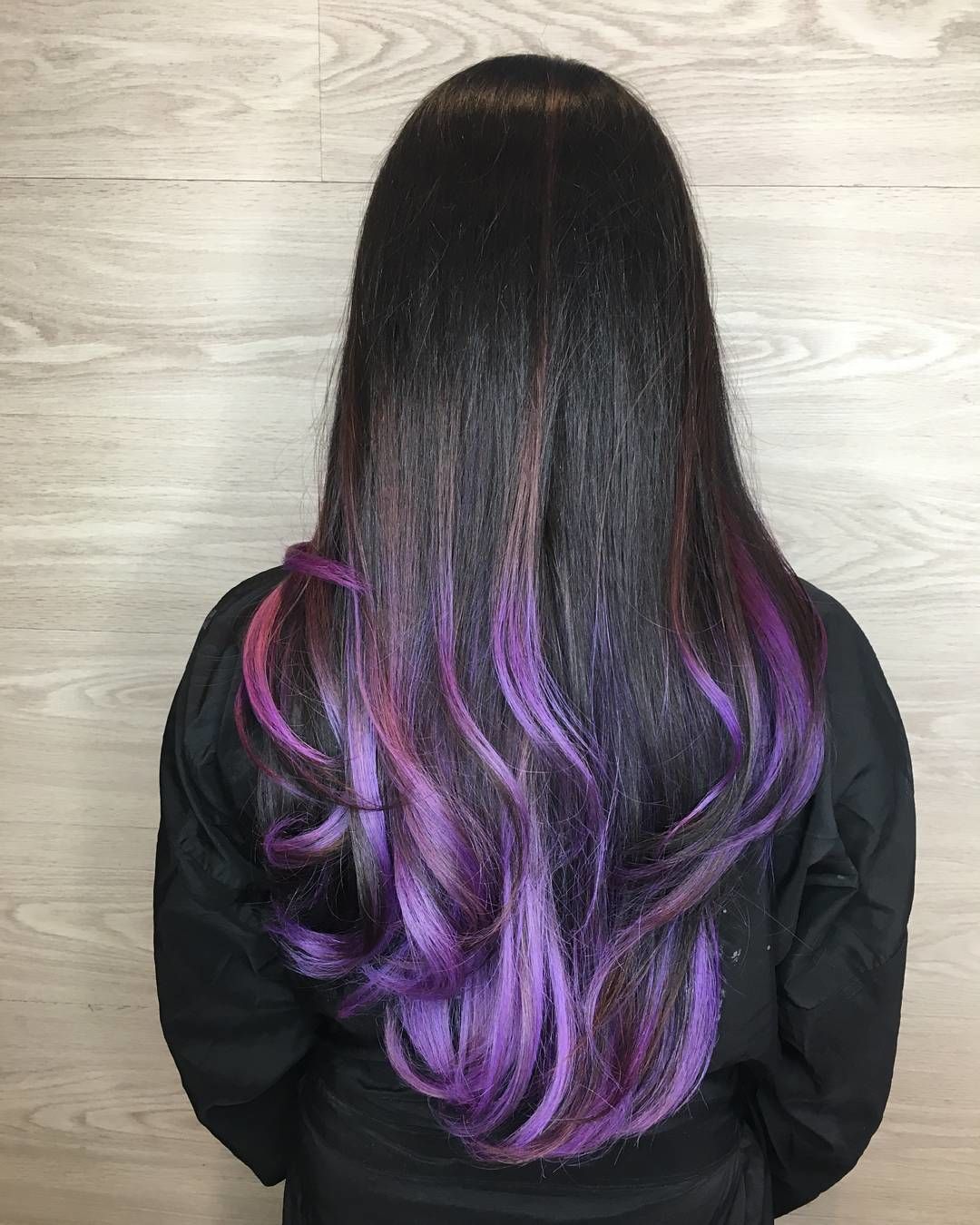 Capelli lunghi con punte viola - @karinakolorshair