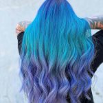 Capelli lunghi ondulati freddi