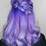 Taglio medio con colorazione viola - @nealmhair