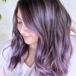 Taglio medio con riflessi lilla e viola - @hairbynoora