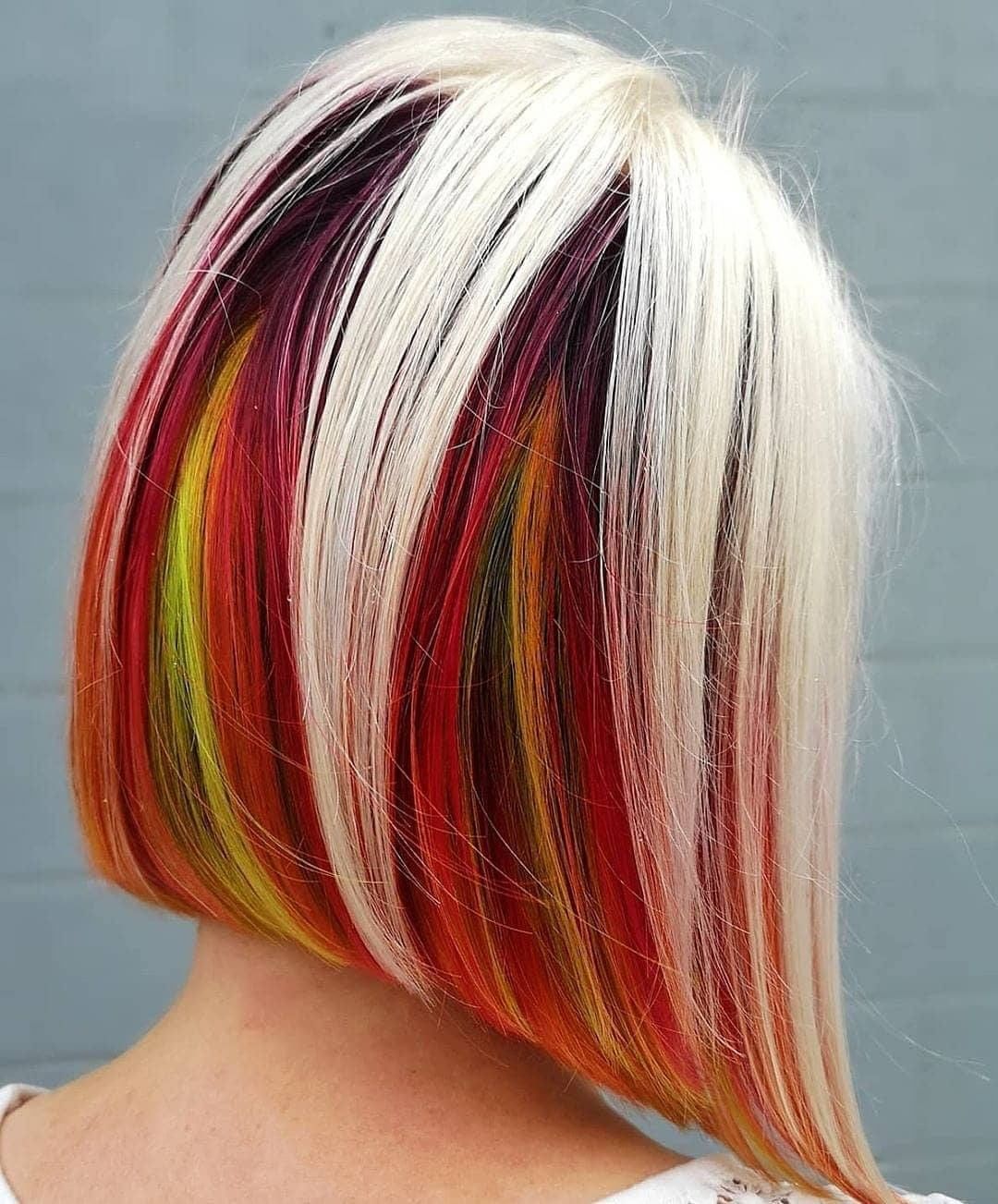 Caschetto con ciocche colorate - @behindthechair_com