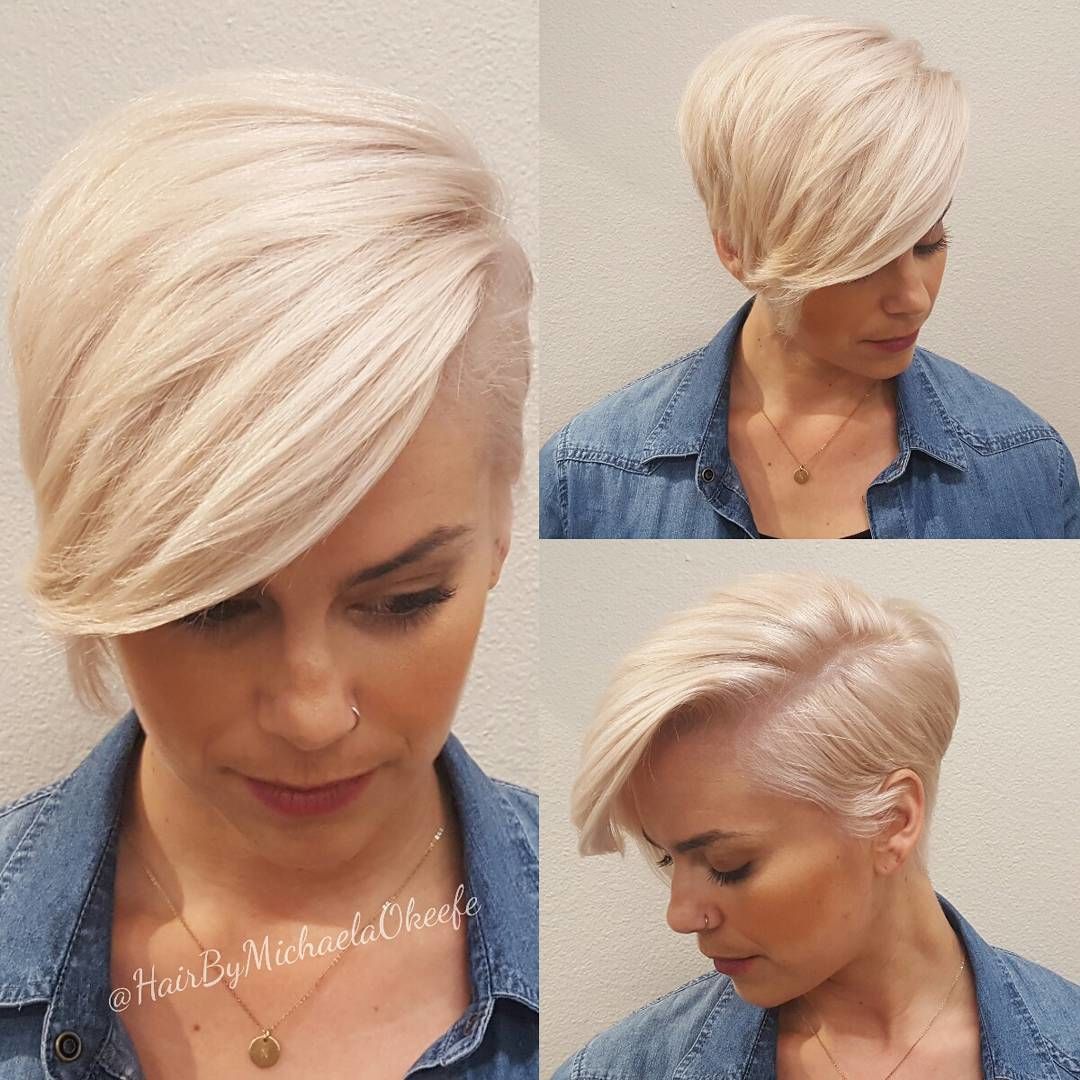 Taglio pixie con ciuffo lungo - @hairbymichaelaokeefe