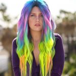 più tonalità contrasto colora i capelli di viola