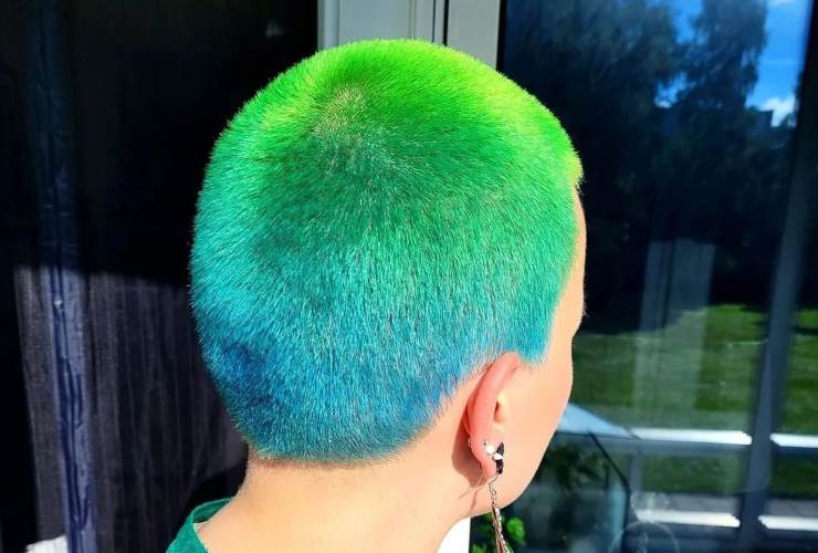 cortissimi verde capelli - @manicpanicnyc