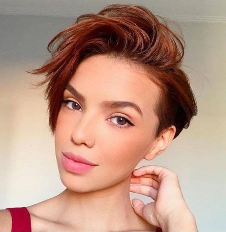 lungo ciuffo e castano pixie cut rosso @foreverpixie