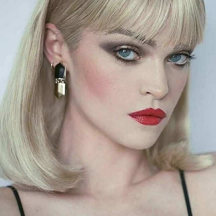 versione anni 50 bionda make up casual-chic @inspiring.makeups