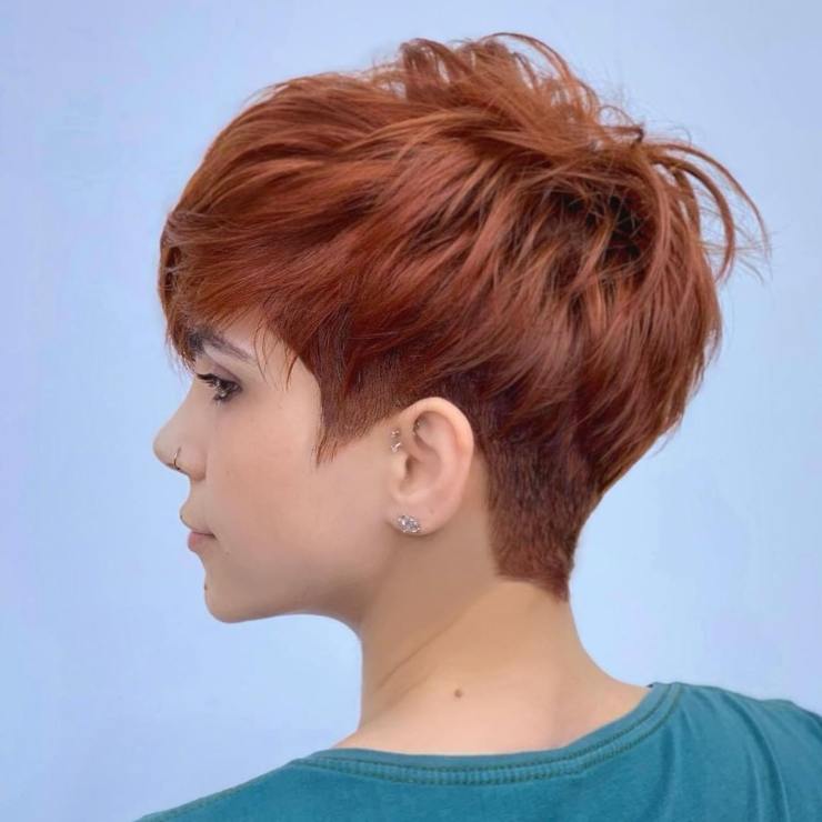 sfumatura adatta a base castano pixie cut rosso @foreverpixie