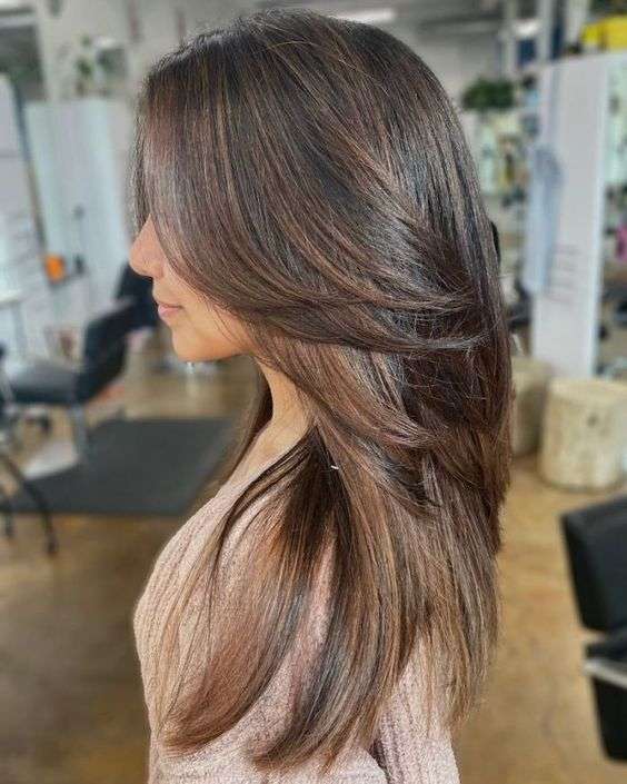 Capelli scalati lunghi - Pinterest