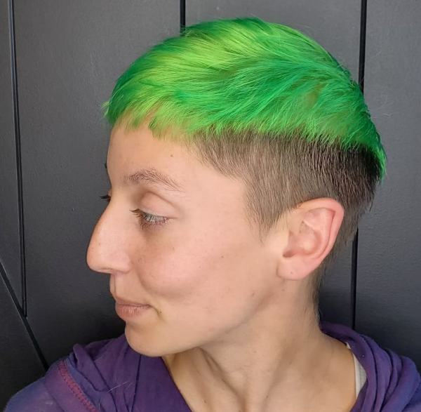 calypso.color Pixie Cut verde acceso bicolor 19-12-2022