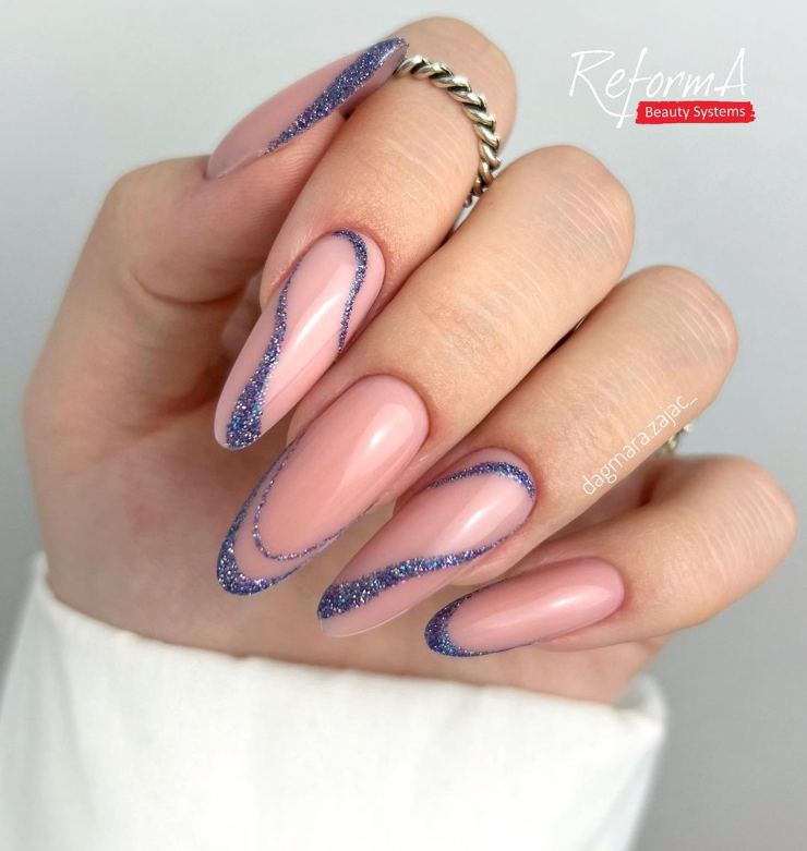 linee celesti manicure di Natale @dagmara.zajac_