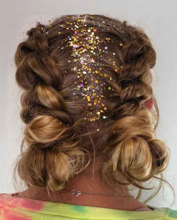 chelsie_stylized Acconciatura glitter doppia treccia francese 15-12-2022