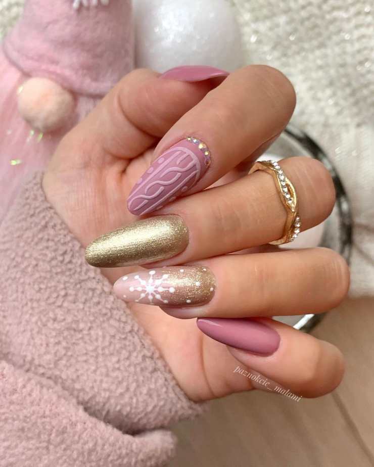 con dettagli tendenze Nail Art