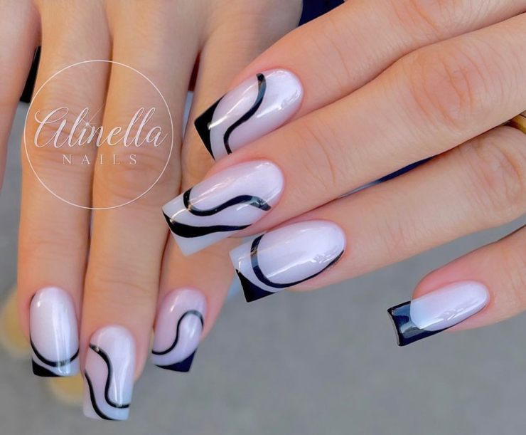 nere e latte segno manicure @alinellanails._