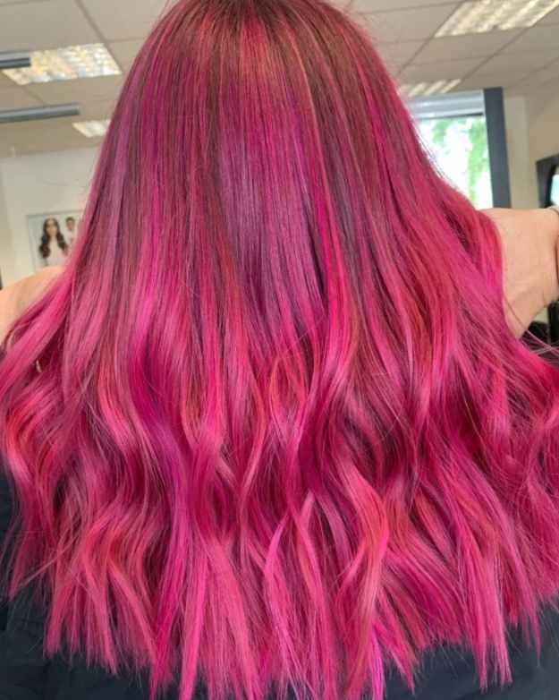 con fucsia Capelli mossi con onde consigli