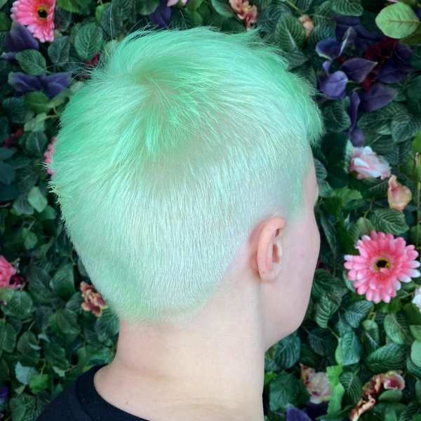 koto_salon Pixie Cut verde fluo chiarissimo 19-12-2022