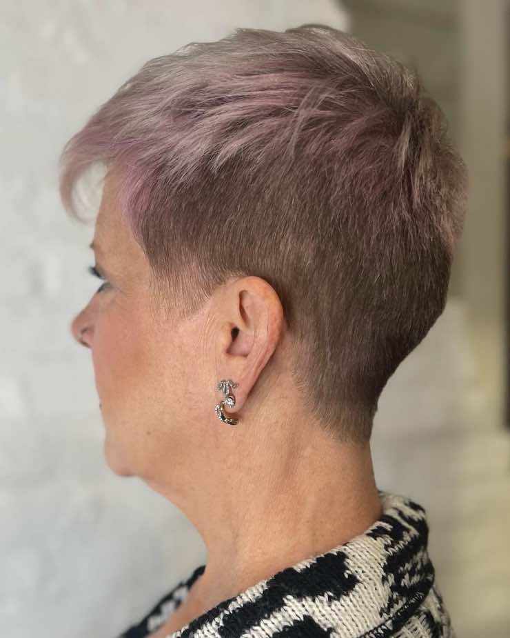 pixie con rasatura rosa @corielisabethhair cambiotaglio.it