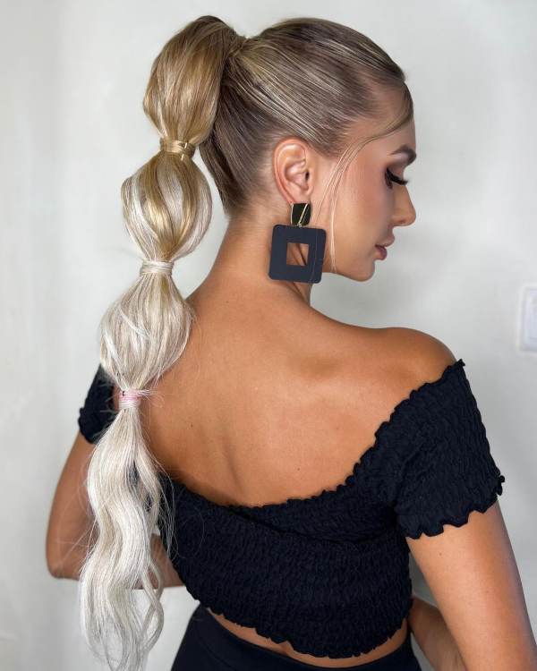 acconciatura bubble ponytail