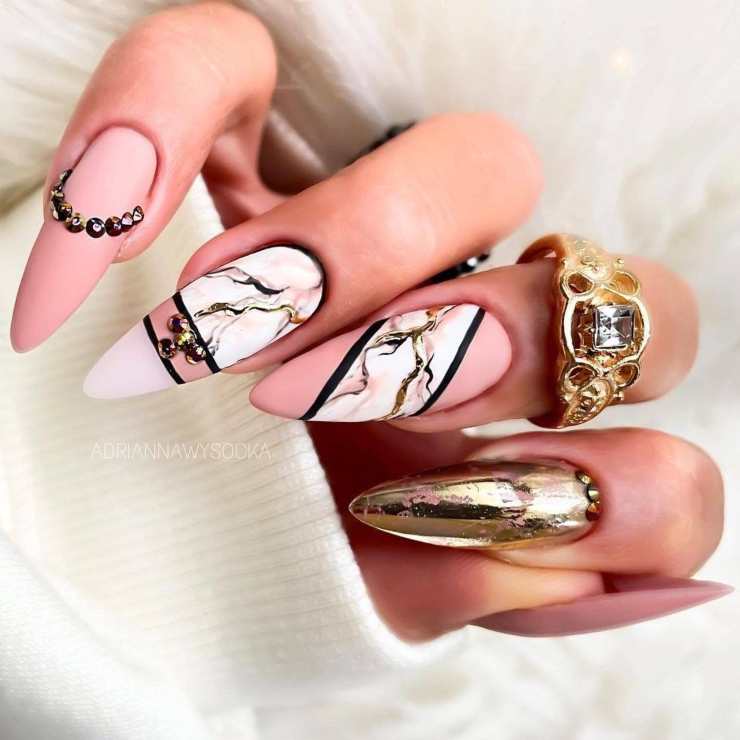 Capodanno Nail Art per ogni segno aria