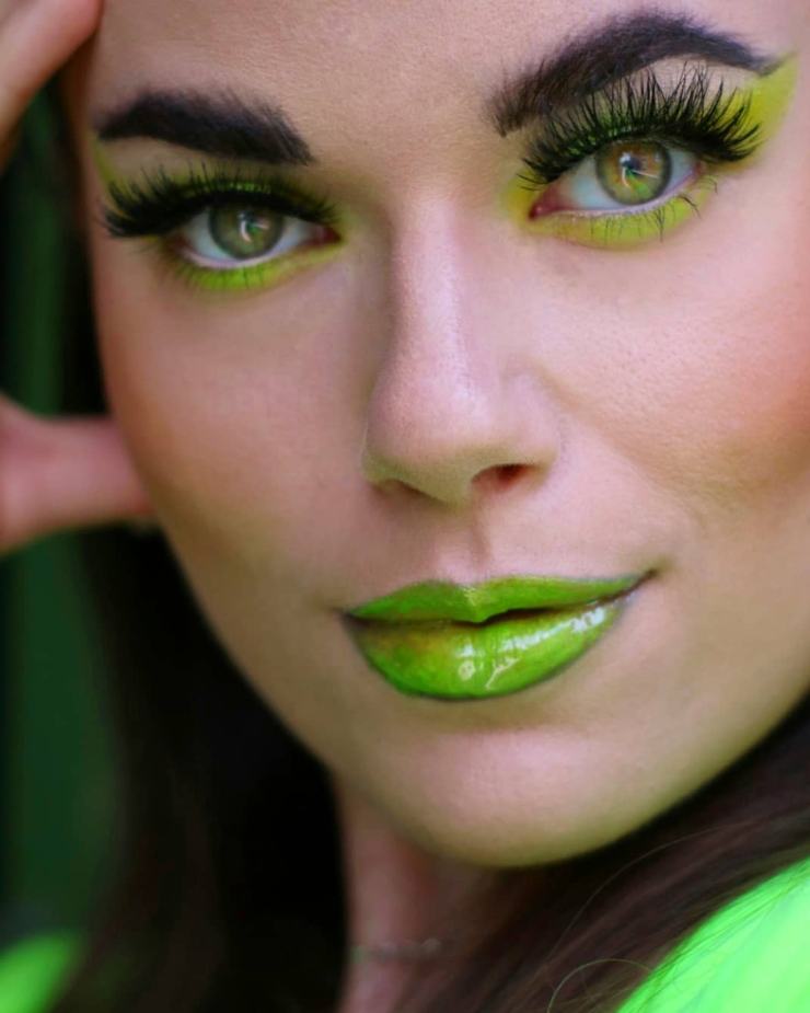 con verde make up tendenza @naty94mua