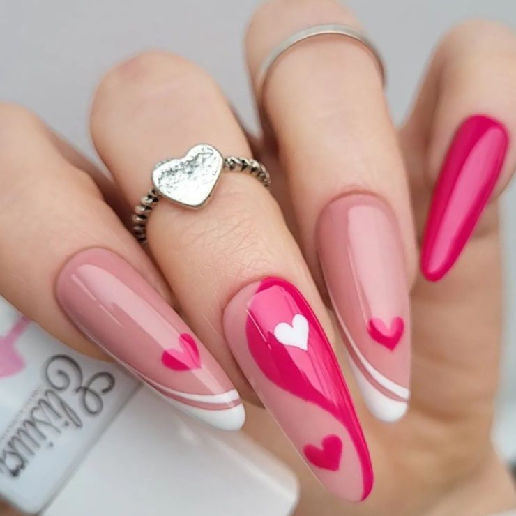 Nail Art San Valentino cuori mix rosa e bianco
