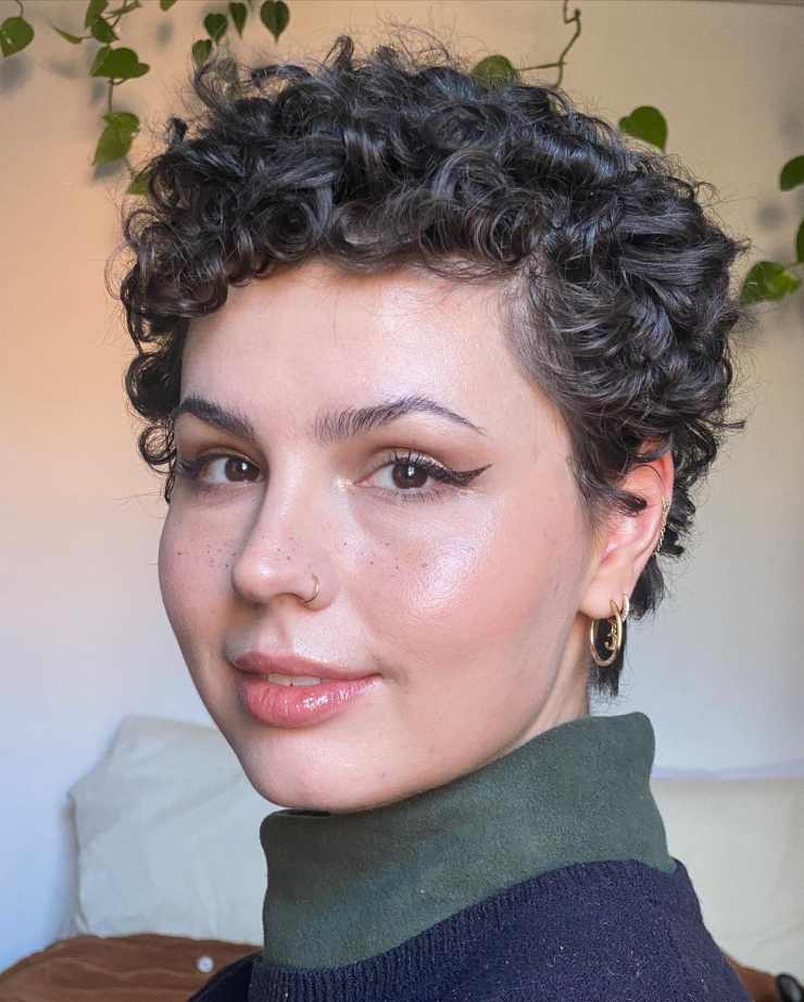 pixie cut vintage con ricci