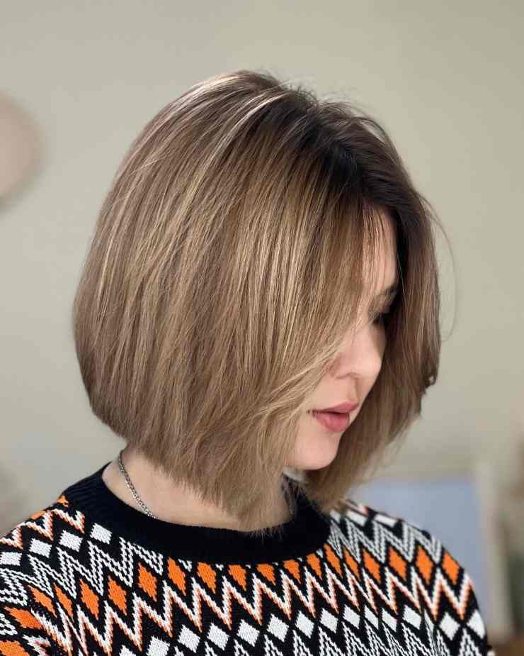 Hair Bob con curtain bangs