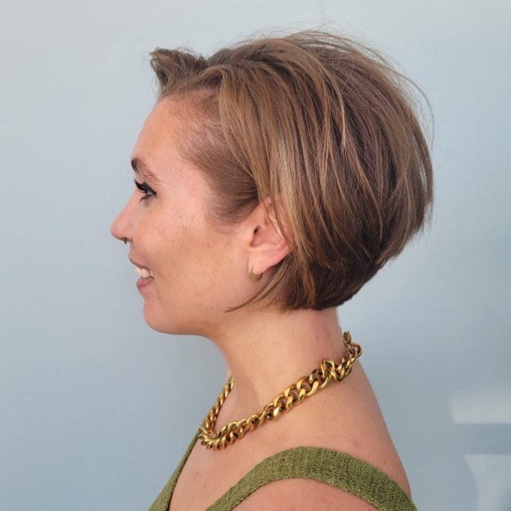 Bixie cut taglio corto biondo