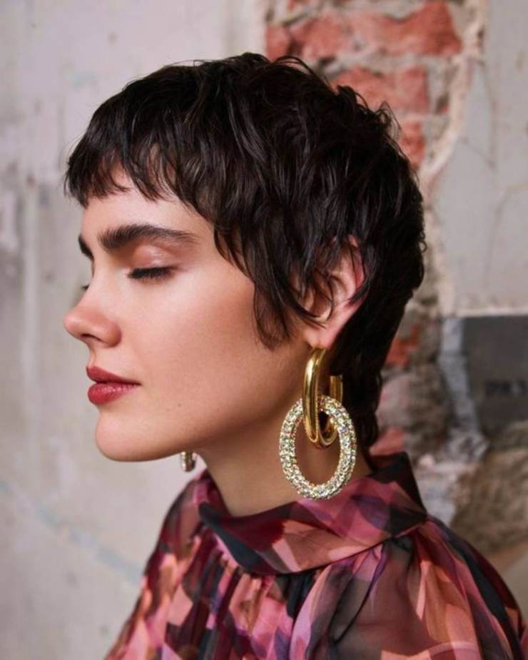 Bixie cut taglio corto nero