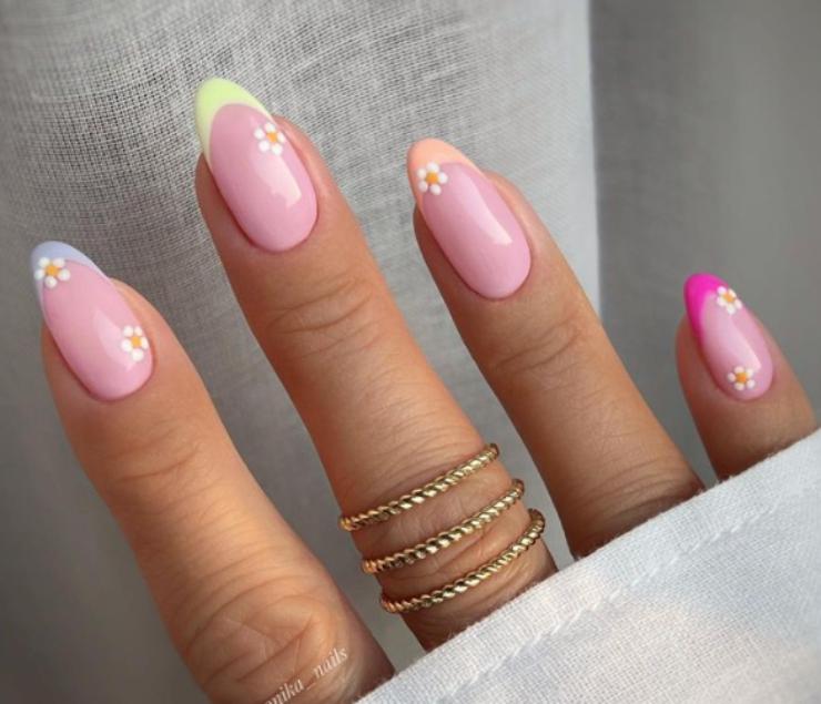 15 nail art delicate, french