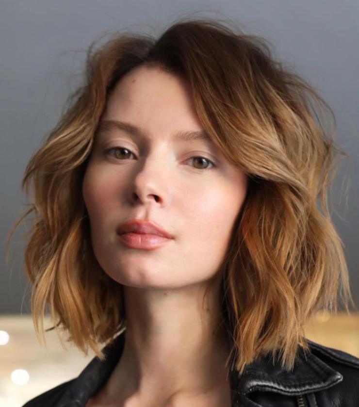 trucco fronte alta, hair bob mosso